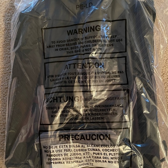 DeMarini Voodoo OG heather grey batpack. New,original packaging from DeM… - Picture 2 of 6